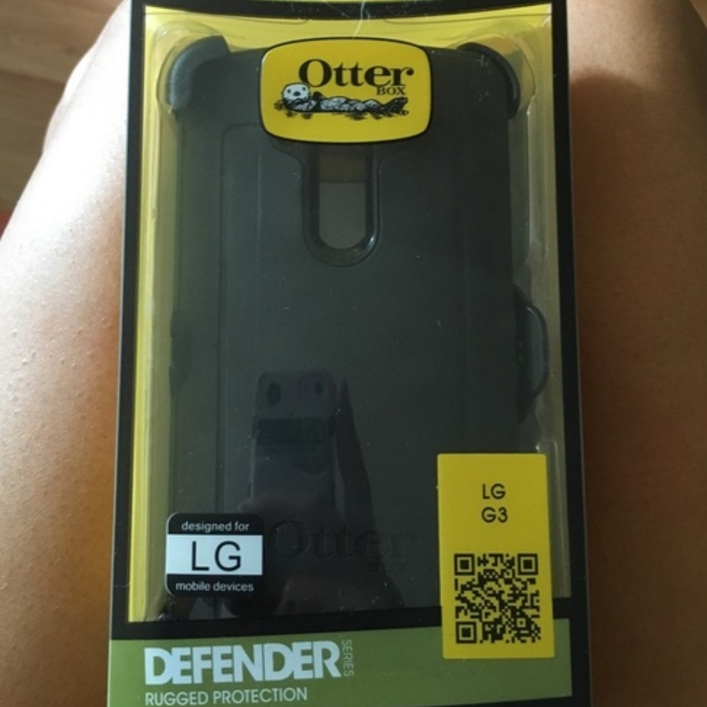 LG G3 Otterbox with belt clip & screen Protector